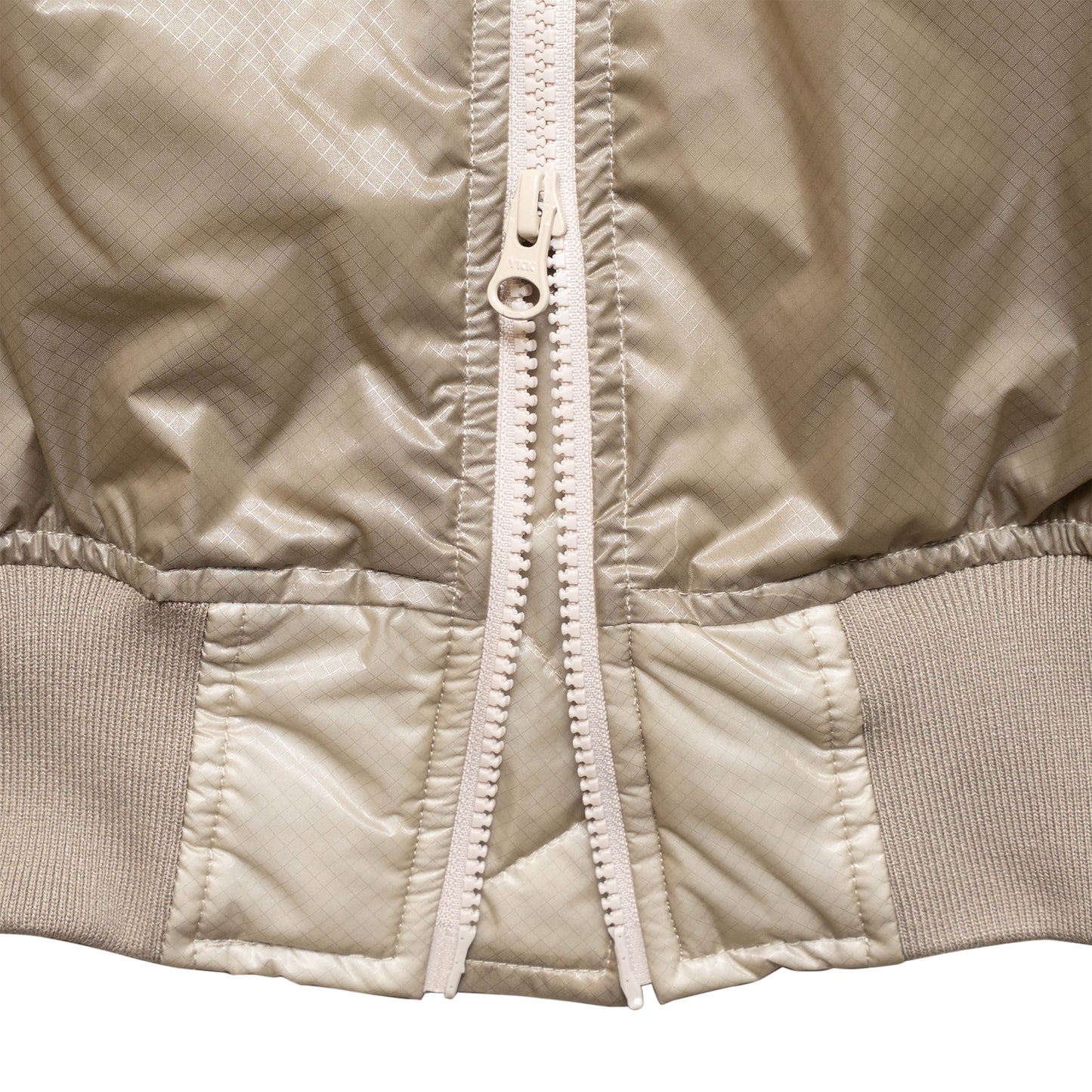 Light Flight Jacket - Clear Sand