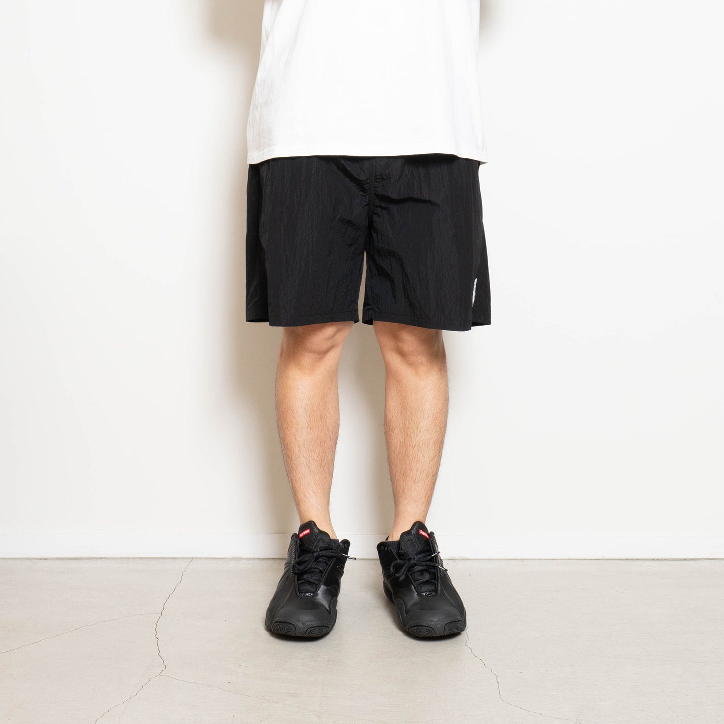 Crispy Nylon Baggy Shorts - Navy